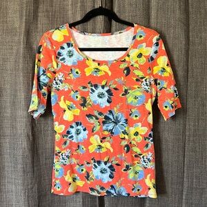 Time and tru short sleeve tshirt floral print round neck size small